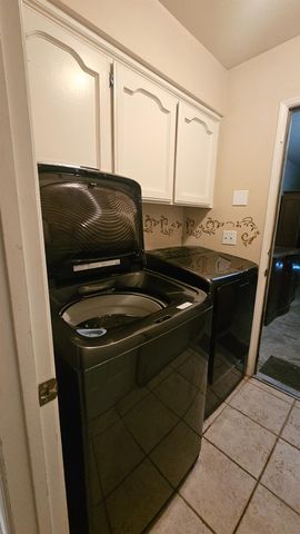 3299 W Stuart Avenue, Fresno, CA 93711