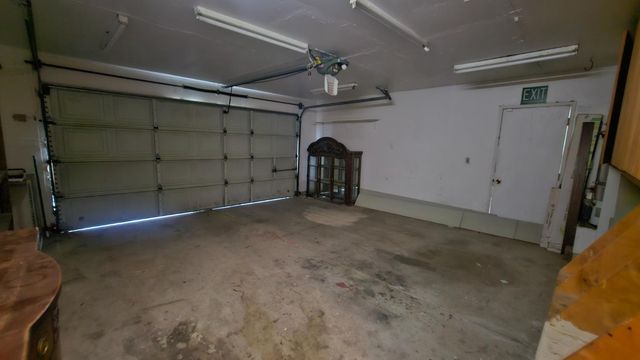 3299 W Stuart Avenue, Fresno, CA 93711