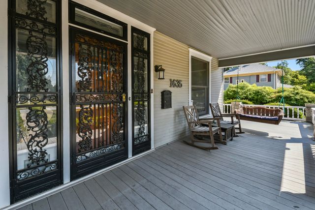 1635 E Walnut Street, Springfield, MO 65802