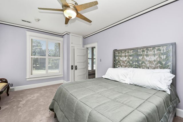 1635 E Walnut Street, Springfield, MO 65802