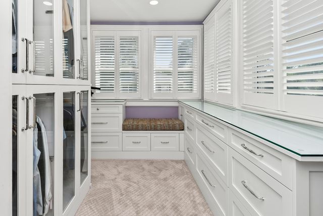 1635 E Walnut Street, Springfield, MO 65802