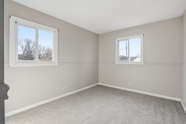 368 33rd Avenue Court, East Moline, IL 61244