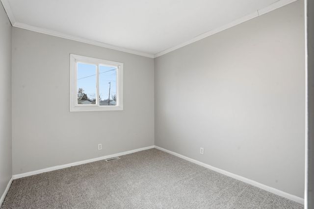 368 33rd Avenue Court, East Moline, IL 61244