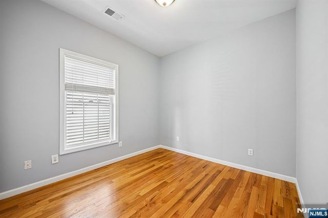 80 W 18th Street, Weehawken, NJ 07086