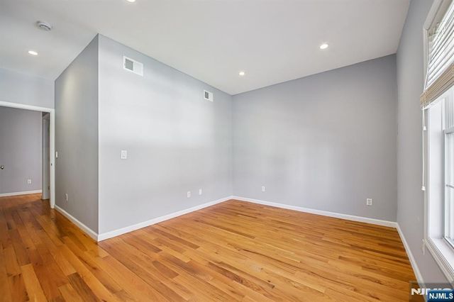 80 W 18th Street, Weehawken, NJ 07086