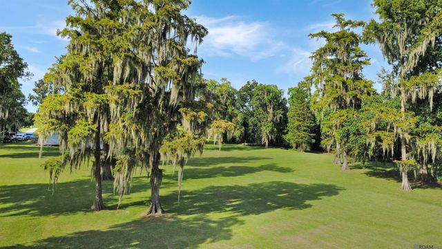 42069 Black Bayou Rd, Gonzales, LA 70737