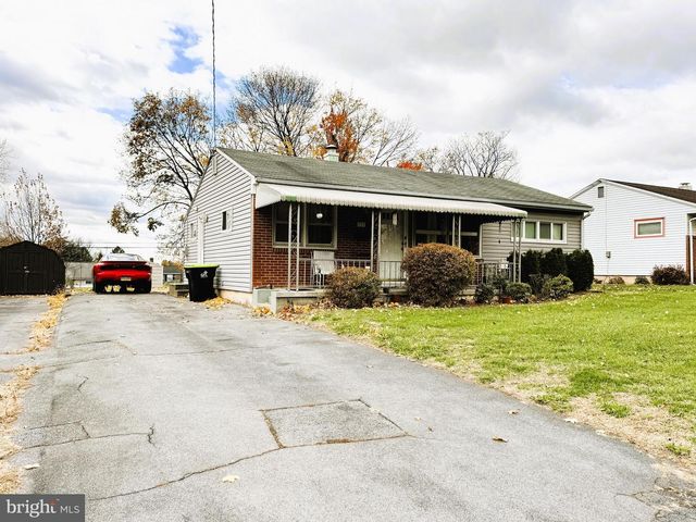 539 S 5TH AVE, Lebanon, PA 17042