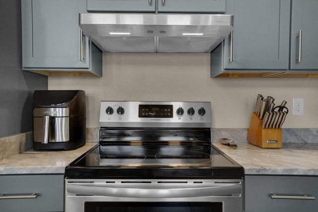 340 Bluefish Drive, 105, Fort Walton Beach, FL 32548