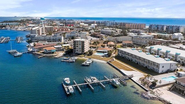 340 Bluefish Drive, 105, Fort Walton Beach, FL 32548