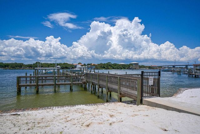 340 Bluefish Drive, 105, Fort Walton Beach, FL 32548