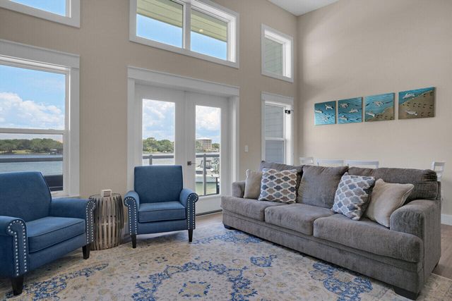 340 Bluefish Drive, 105, Fort Walton Beach, FL 32548