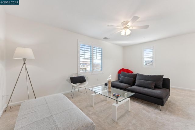 1226 Sierra Trail Rd, Oakley, CA 94561