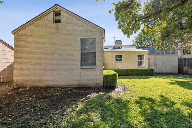 3726 Westcliff Road S, Fort Worth, TX 76109