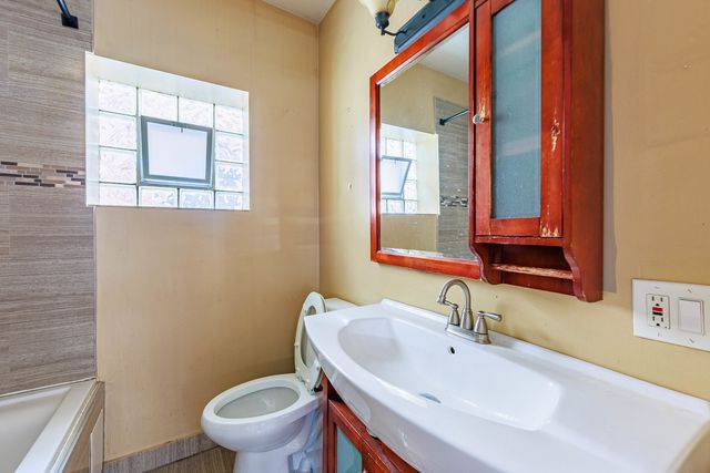 6147 S Keeler Avenue 1, Chicago, IL 60629