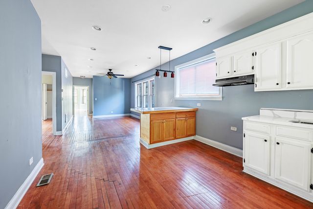 6147 S Keeler Avenue 1, Chicago, IL 60629