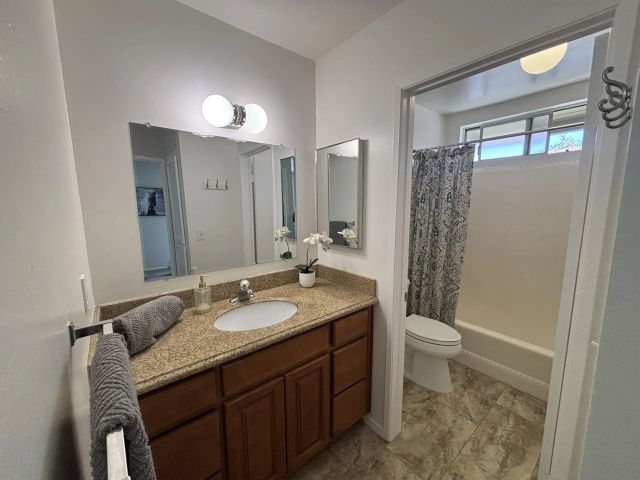 11023 Via Parma, San Diego, CA 92129
