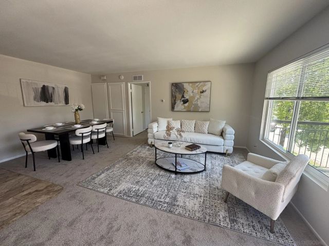 11023 Via Parma, San Diego, CA 92129