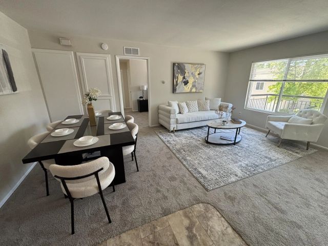 11023 Via Parma, San Diego, CA 92129