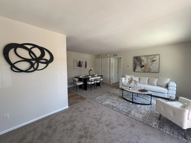 11023 Via Parma, San Diego, CA 92129