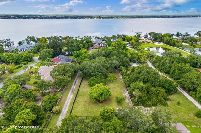 4297 Crooked Mile Road, Merritt Island, FL 32952