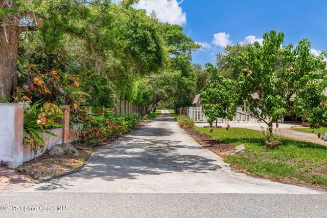 4297 Crooked Mile Road, Merritt Island, FL 32952