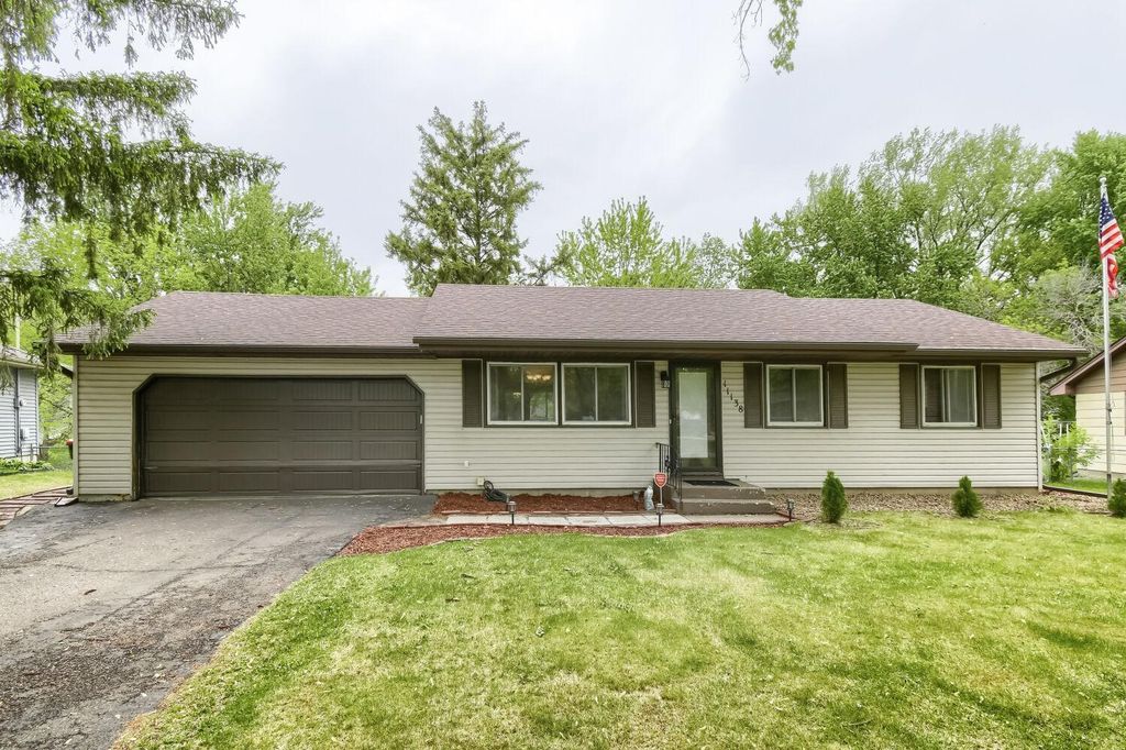 11138 Washington Street NE, Blaine, MN 55434