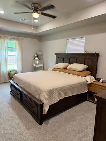 204 NW Elm, Cache, OK 73527