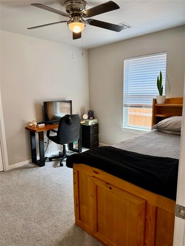 204 NW Elm, Cache, OK 73527