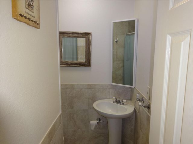 31 SE 13th Street 1-2, Dania Beach, FL 33004