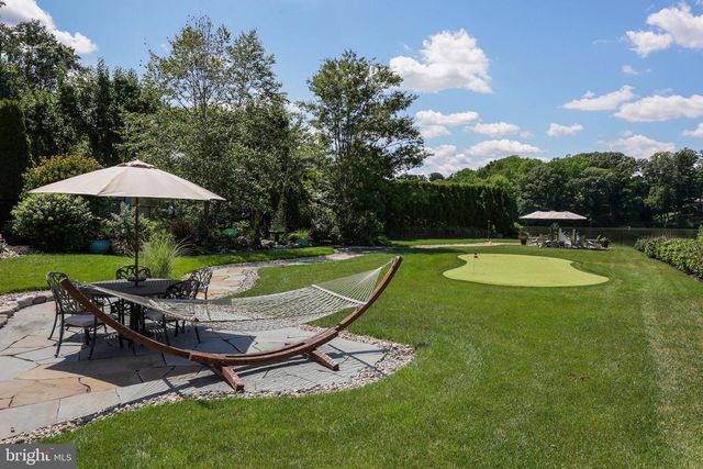 66 WYCKOFF ST, Matawan, NJ 07747