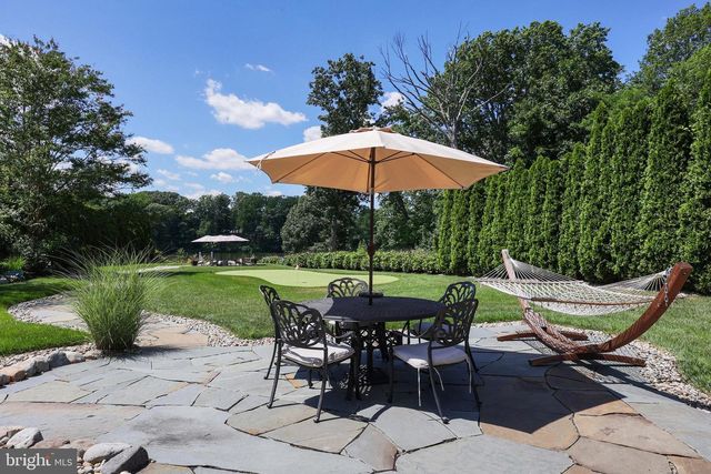 66 WYCKOFF ST, Matawan, NJ 07747