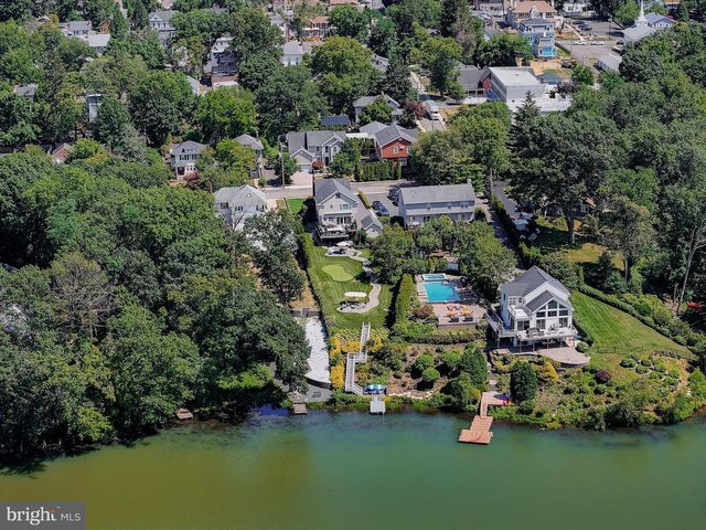 66 WYCKOFF ST, Matawan, NJ 07747