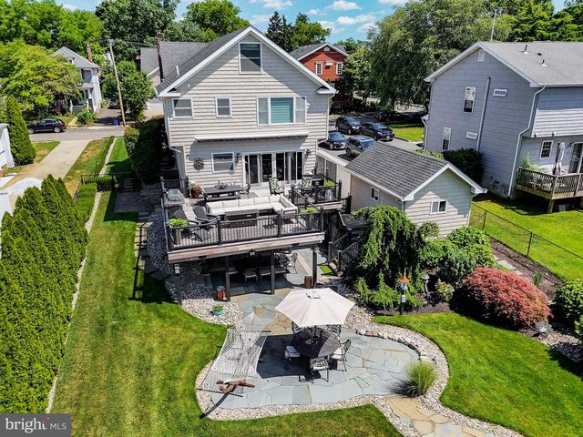66 WYCKOFF ST, Matawan, NJ 07747