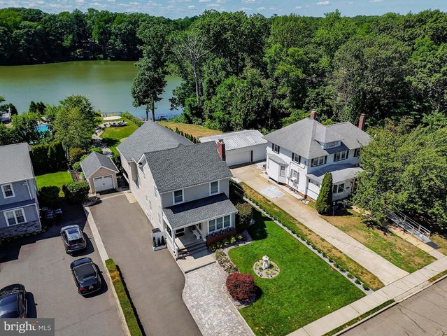 66 WYCKOFF ST, Matawan, NJ 07747