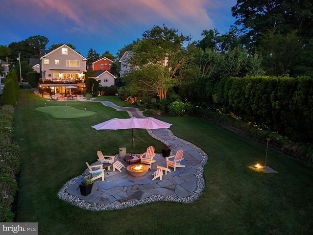 66 WYCKOFF ST, Matawan, NJ 07747