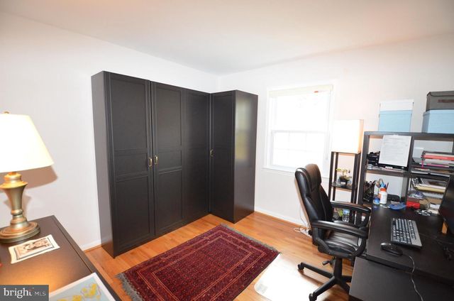 6901 STONEYBROOKE LN, Alexandria, VA 22306