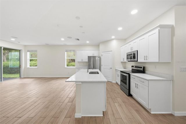 12542 CANDLEBERRY CIRCLE, Tampa, FL 33635