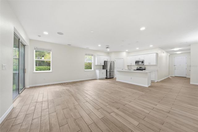 12542 CANDLEBERRY CIRCLE, Tampa, FL 33635