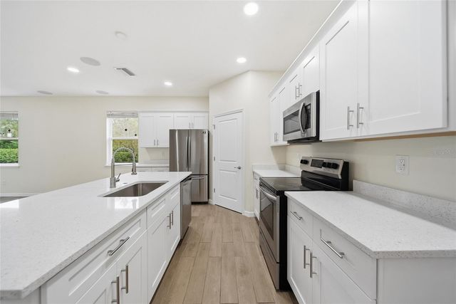 12542 CANDLEBERRY CIRCLE, Tampa, FL 33635