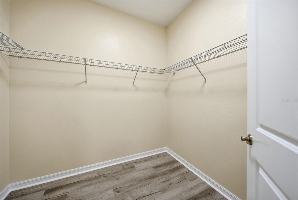 Image 10 of property listing at 12542 CANDLEBERRY CIRCLE, Tampa, FL 33635