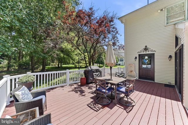 1 BEECH TREE DR, Glen Mills, PA 19342