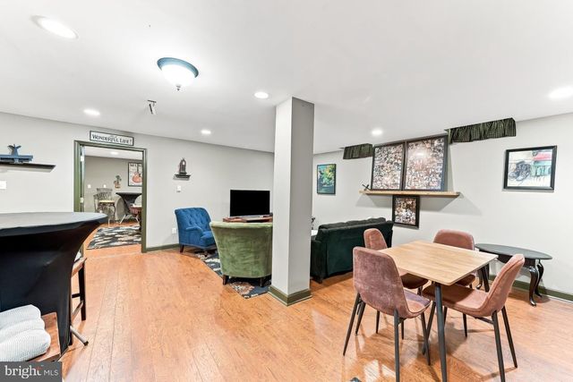 1 BEECH TREE DR, Glen Mills, PA 19342