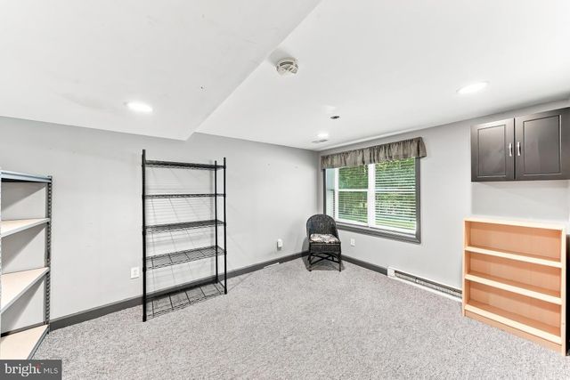 1 BEECH TREE DR, Glen Mills, PA 19342