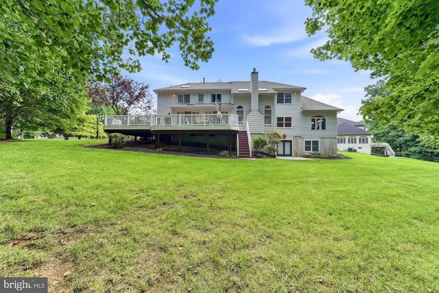 1 BEECH TREE DR, Glen Mills, PA 19342