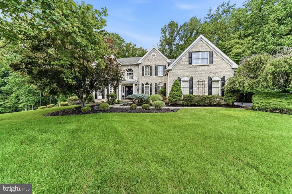 1 BEECH TREE DR, Glen Mills, PA 19342