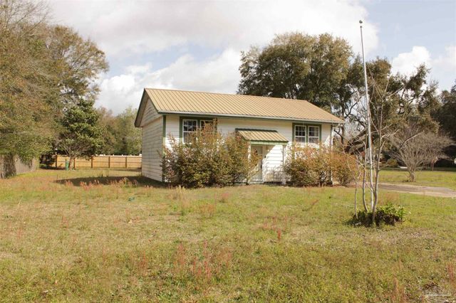 4398 N Spencer Field Rd, Pace, FL 32571