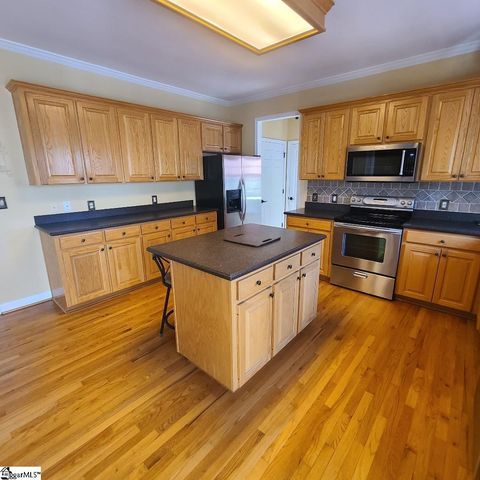 424 Grand Oak Way, Moore, SC 29369