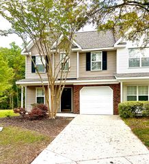 8709 Grassy Oak Trail, North Charleston, SC 29420
