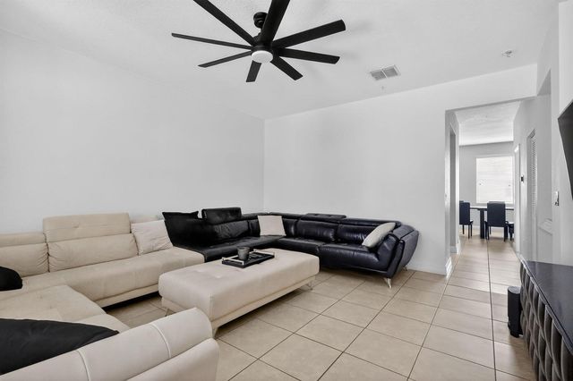 2561 SW 119th Way 1608, Miramar, FL 33025