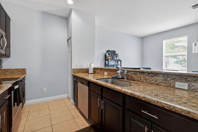 2561 SW 119th Way 1608, Miramar, FL 33025